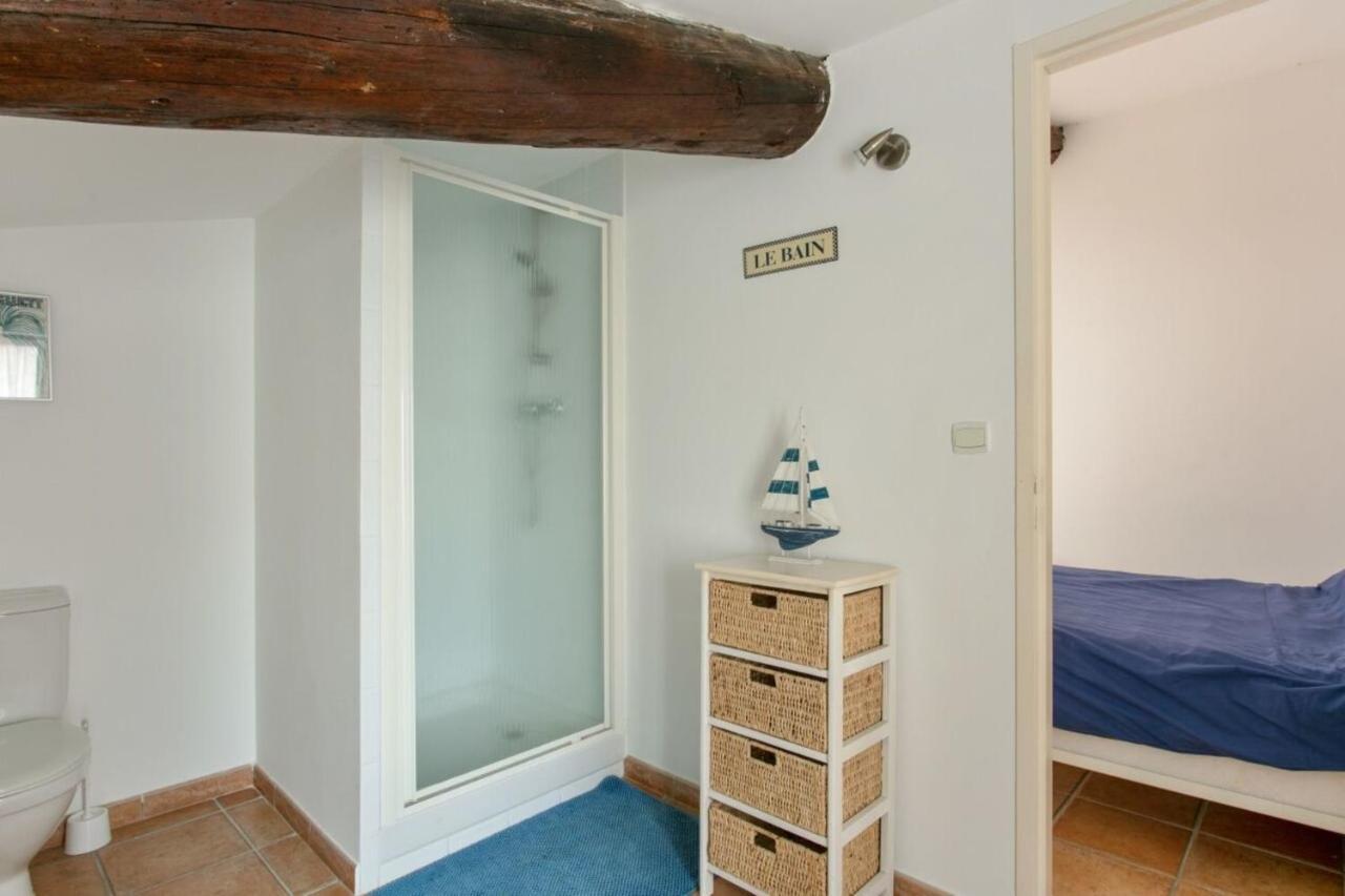 Villa Charming And Quaint 2-Bed House In Marseillan Esterno foto