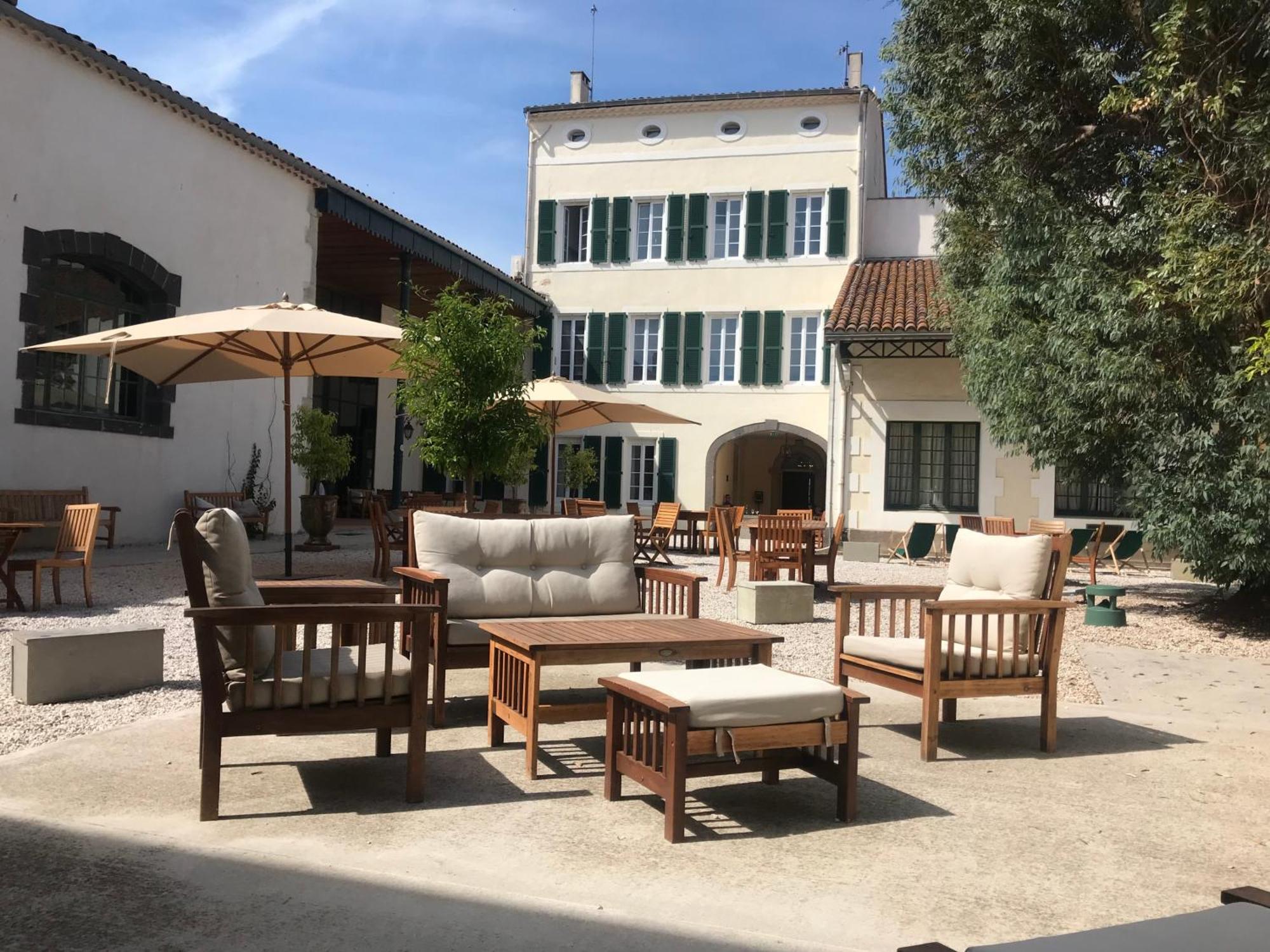 Villa Charming And Quaint 2-Bed House In Marseillan Esterno foto